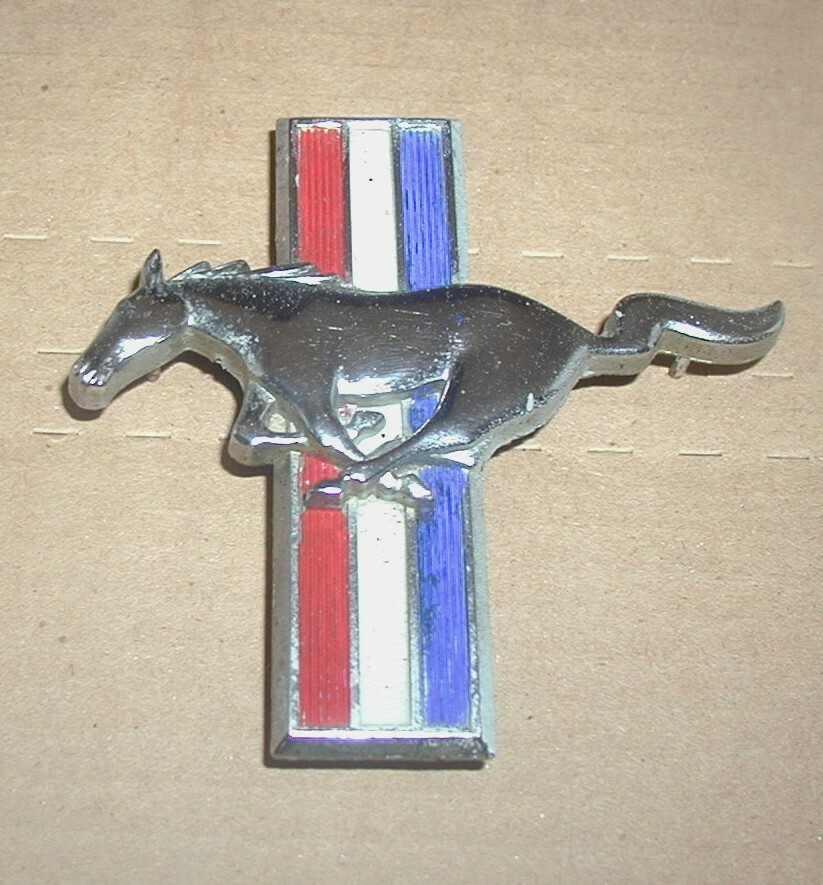 Vintage Ford Mustang Left Fender Emblem Running Horse EC4ZB-16C228-LH 30571-H