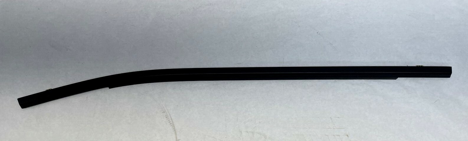 2019-2022 CHEVROLET BLAZER REAR LEFT UPPER DOOR MOLDING OEM 84608404