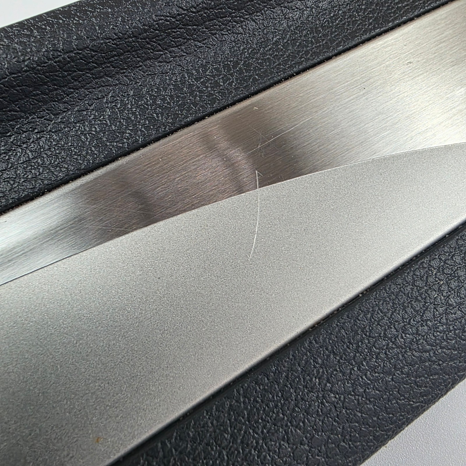 16-19 Hyundai Sonata Front Left Driver Side Inner Door Sill Trim Plate OEM