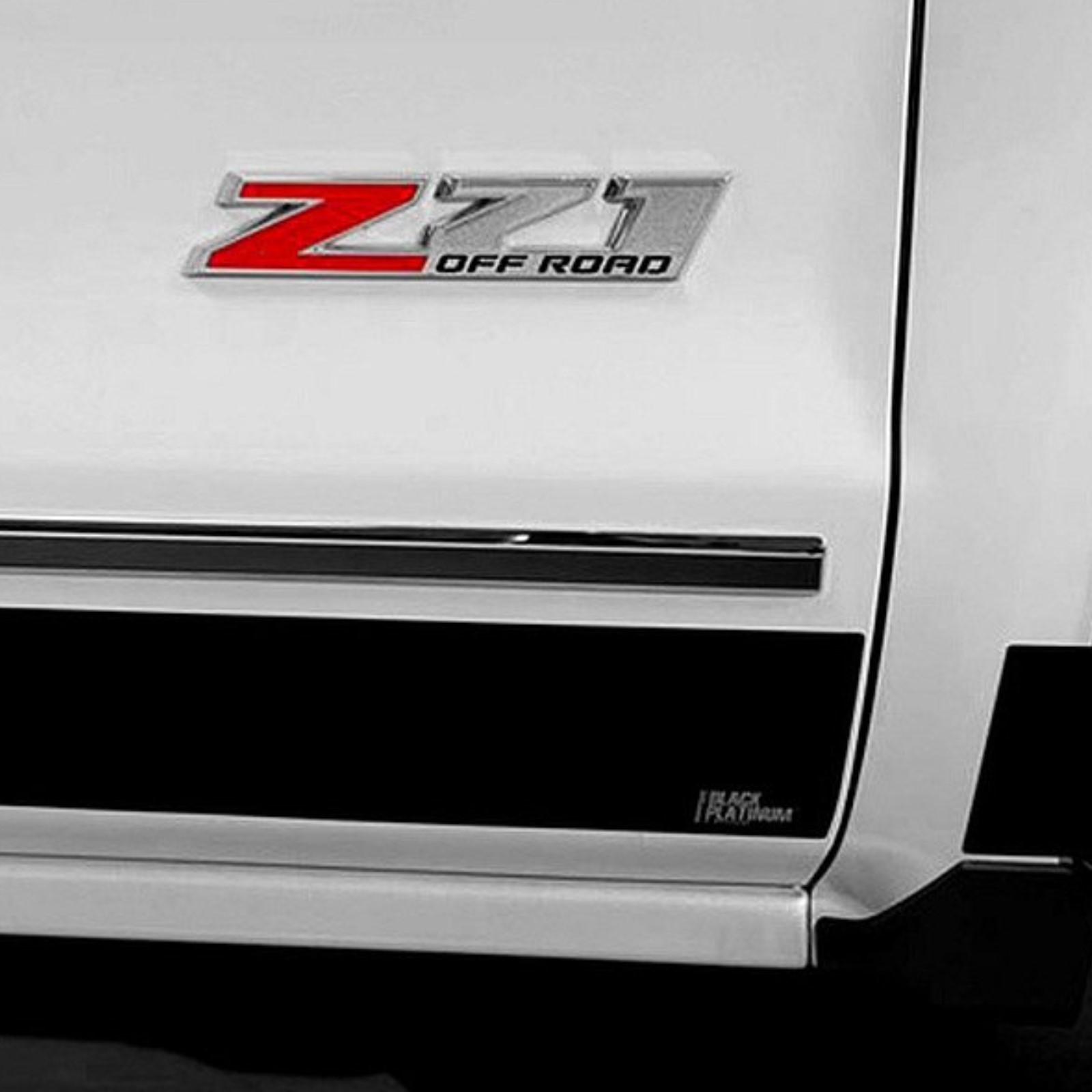 Putco 9751215BP 5.5″ Wide Black Platinum Rocker Panels for Chevrolet Avalanche
