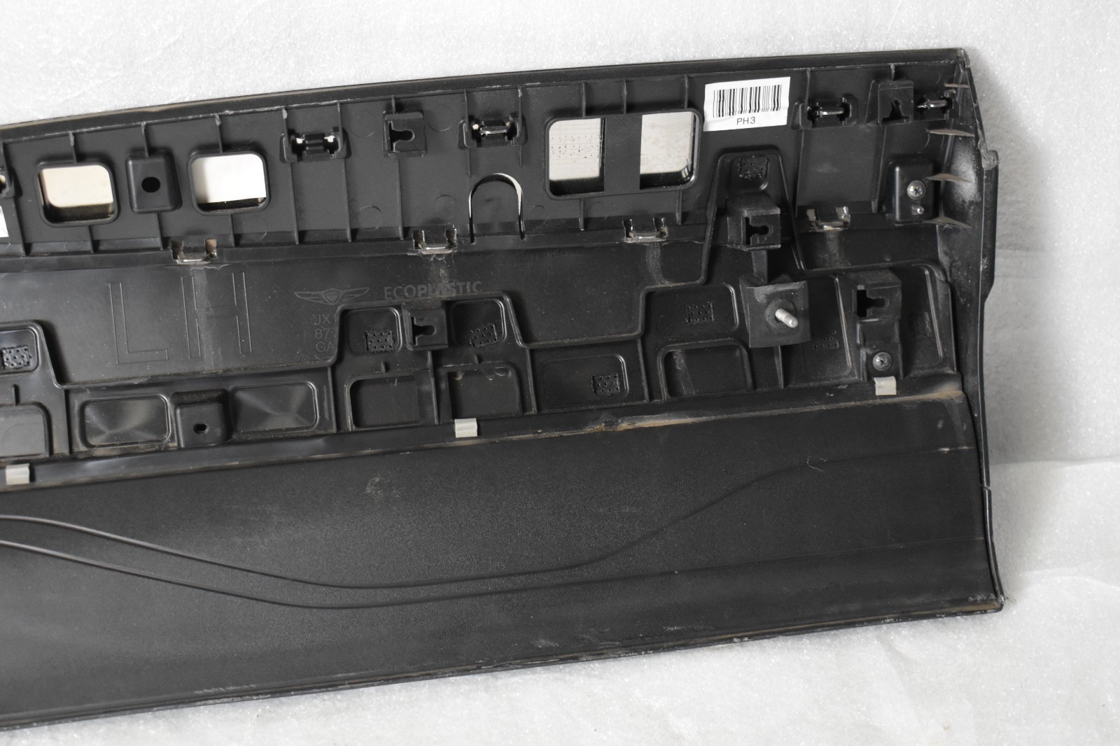 2023 Kia Sportage Rear LEFT Door Lower Molding Trim Oem