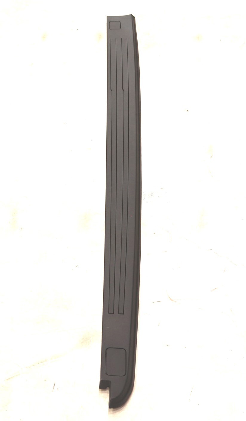 NEW OEM Ford 6.5′ Bed Rail Molding Cap Right FL3Z-99291A40-AA F-150 2015-2020