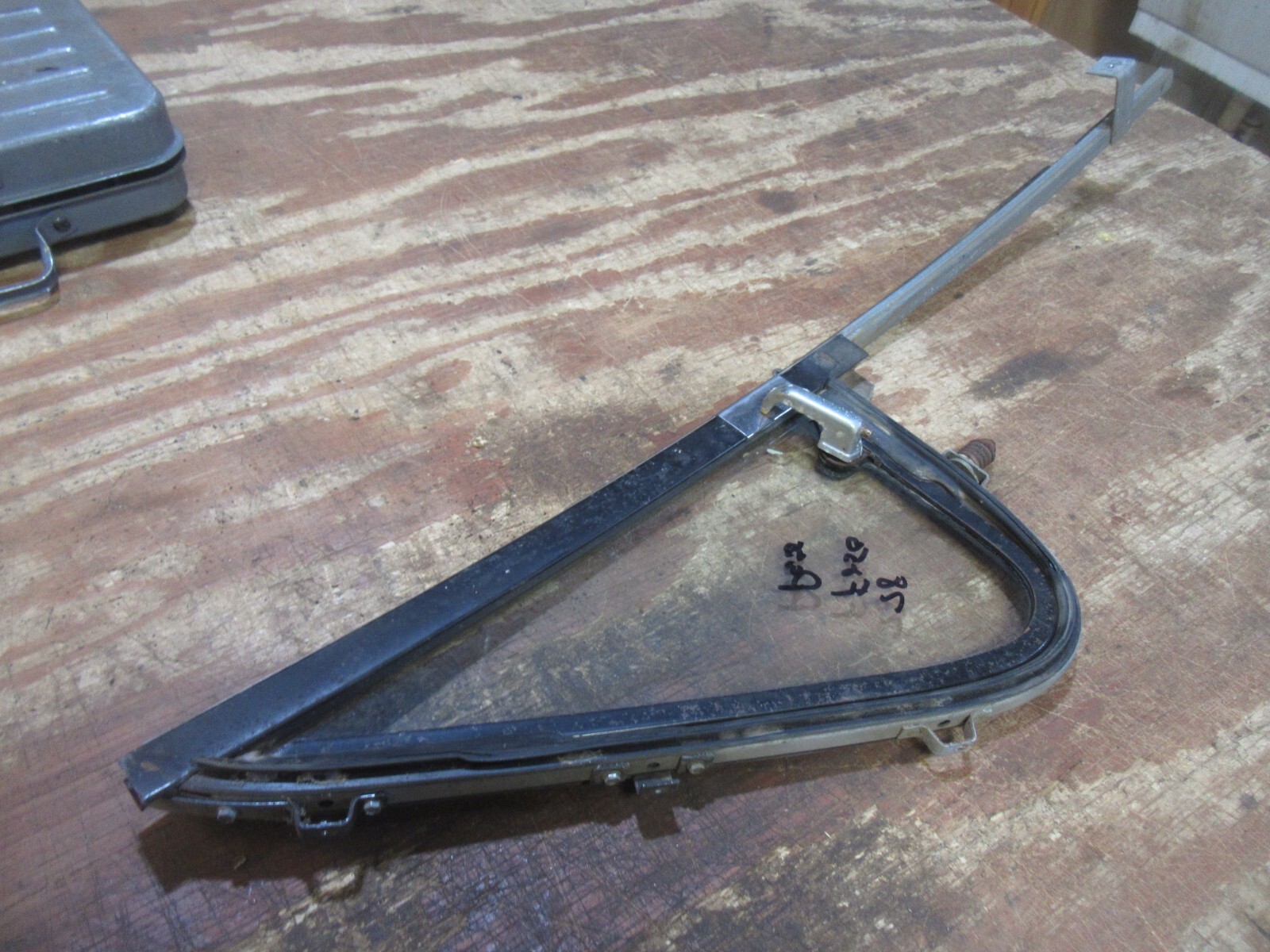 1973-1979 Ford F150 250 truck door vent window glass frame core parts PF