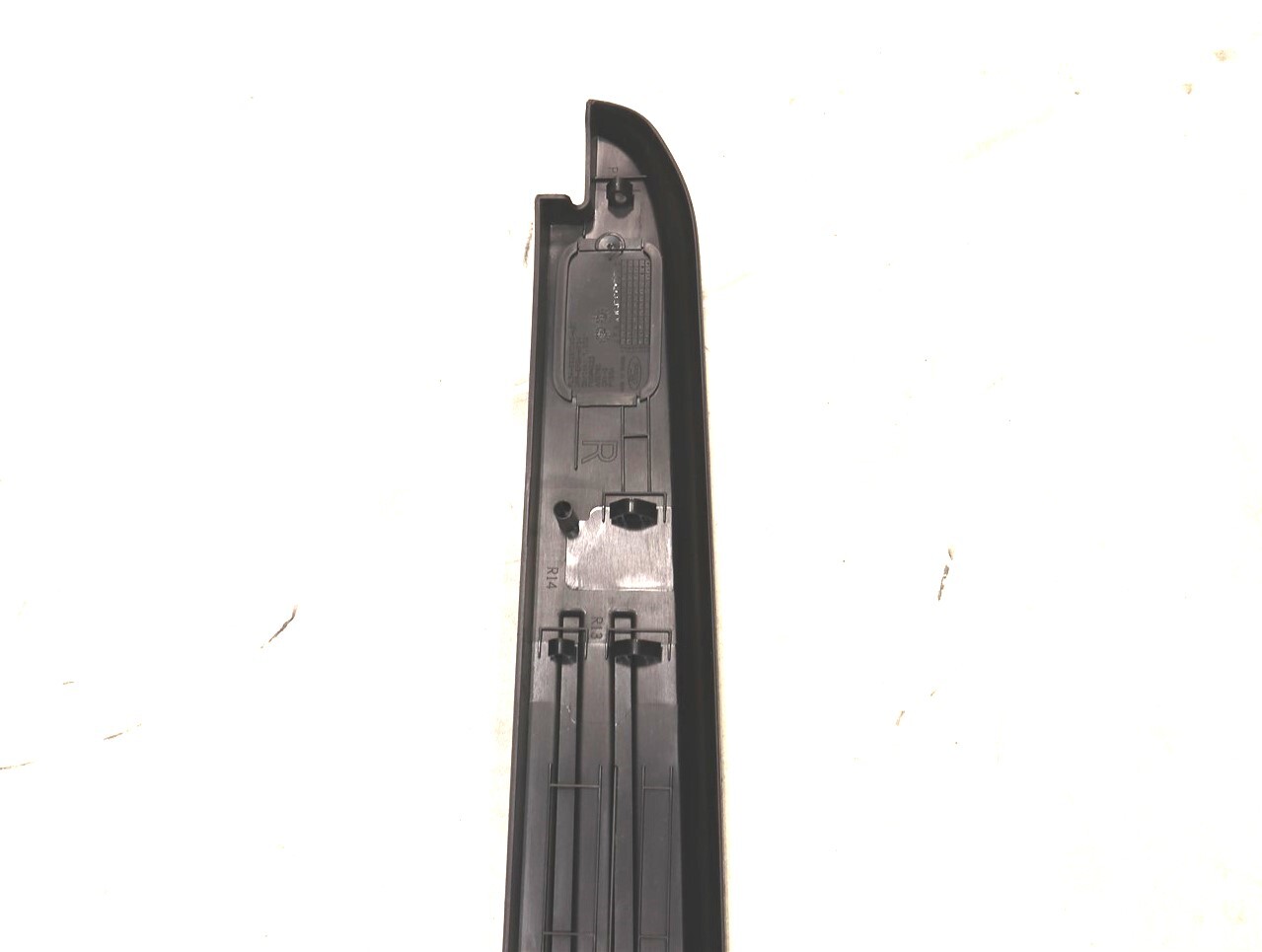 NEW OEM Ford 6.5′ Bed Rail Molding Cap Right FL3Z-99291A40-AA F-150 2015-2020
