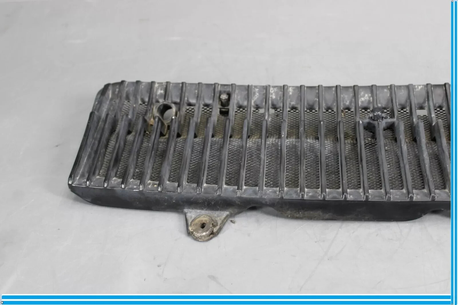 81-91 Jaguar XJS HE Windshield Wiper Mesh Grille Grill Vent Cowl Black OEM