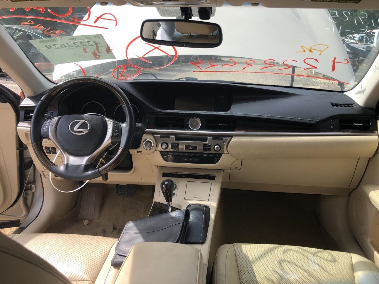 2013 2014 2015 LEXUS ES350 Silver Upper Grille w/o Pre-crash System 958082