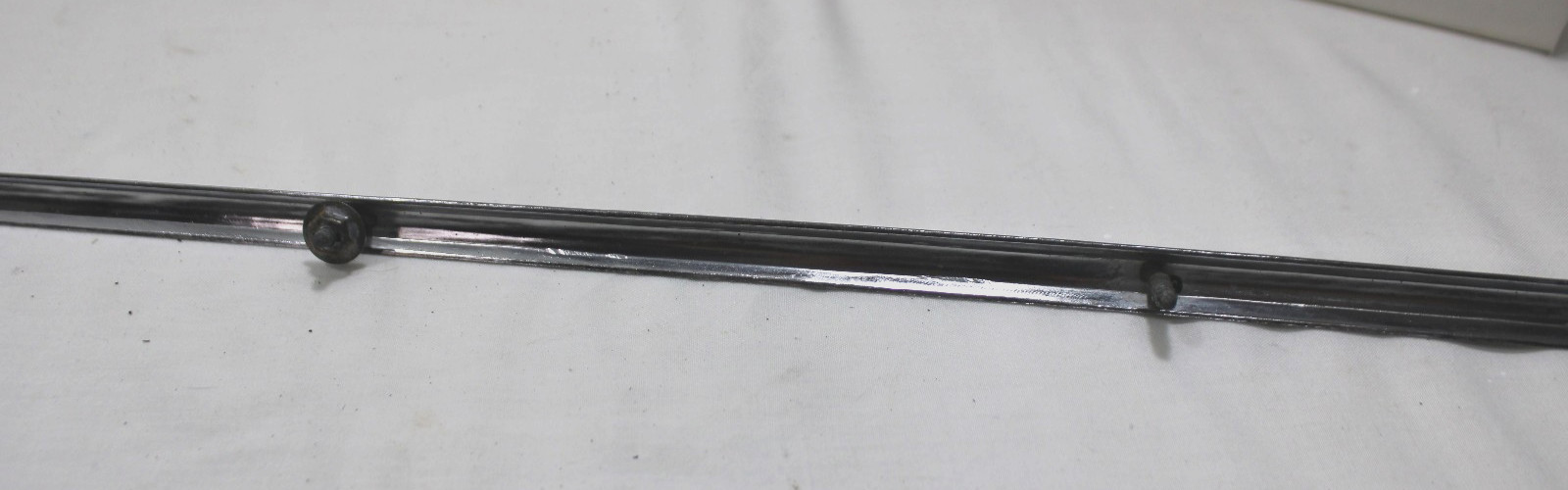 1967 BUICK SKYLARK FRONT CENTER HOOD SPEAR ORNAMENT
