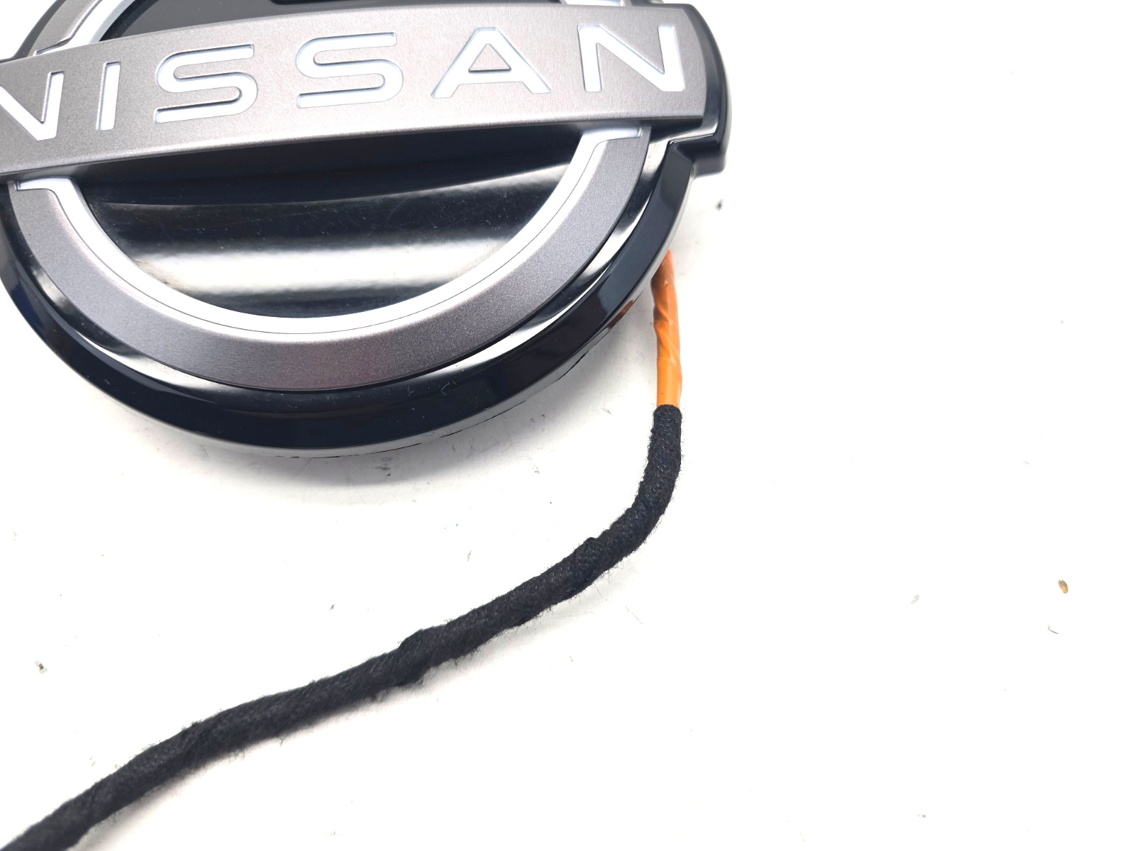 2025-2026 NISSAN MURANO REAR TRUNK TAILGATE LIFTGATE LOGO EMBLEM W/ SWITCH OEM