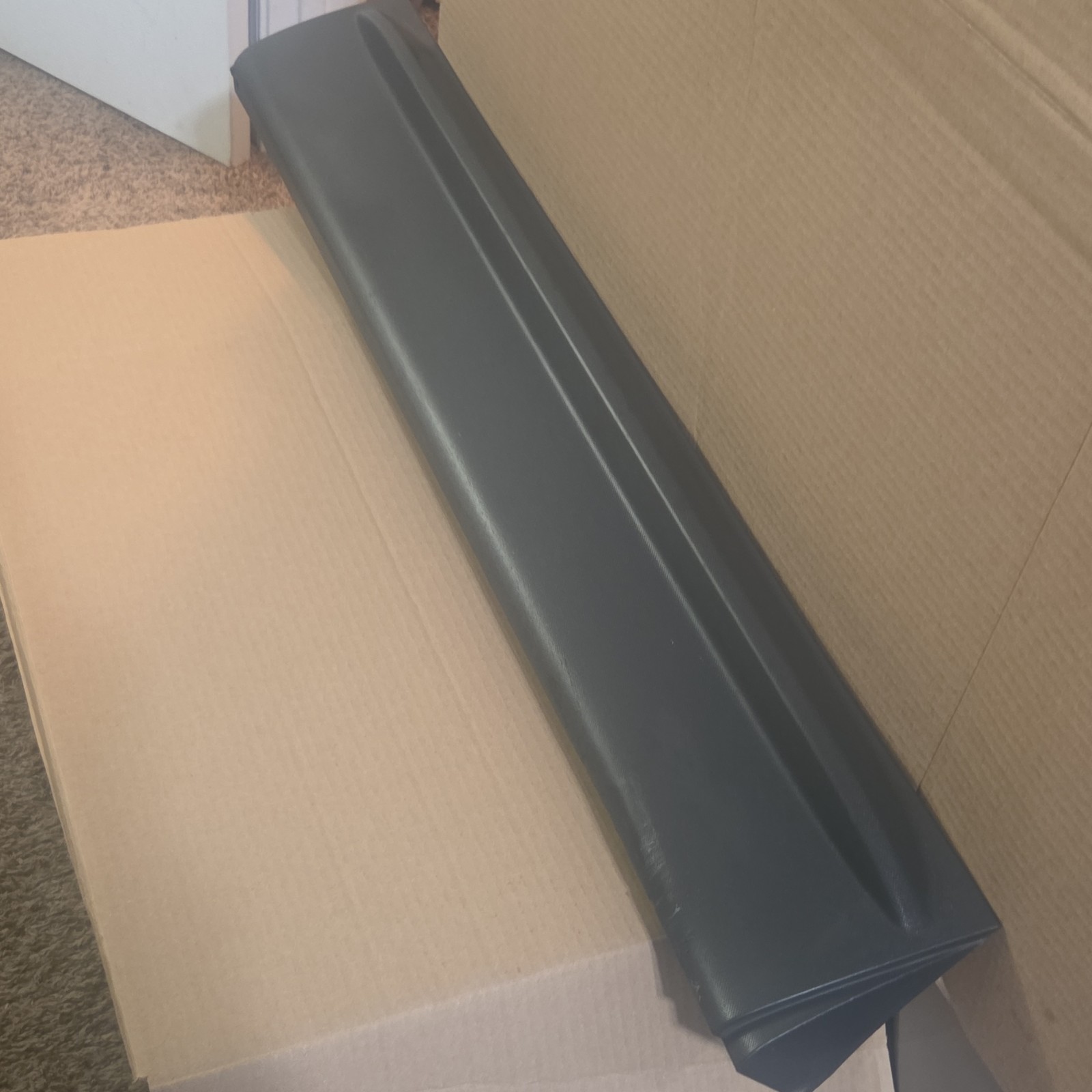 2010-2017 GMC Terrain Front RH passenger Side Door Gray Lower Moulding OEM
