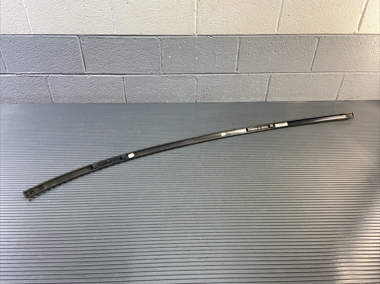2020-2025 BMW M850i 840i G16 Left And Right Roof Molding Black OEM *NOTE*