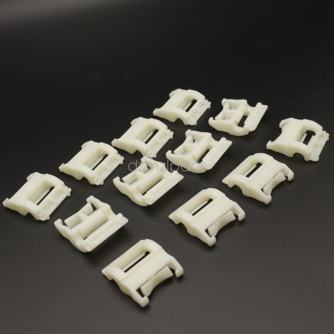 12 Pcs Nylon Body Moulding Fastener Clip Compatible With Renault 7703077256