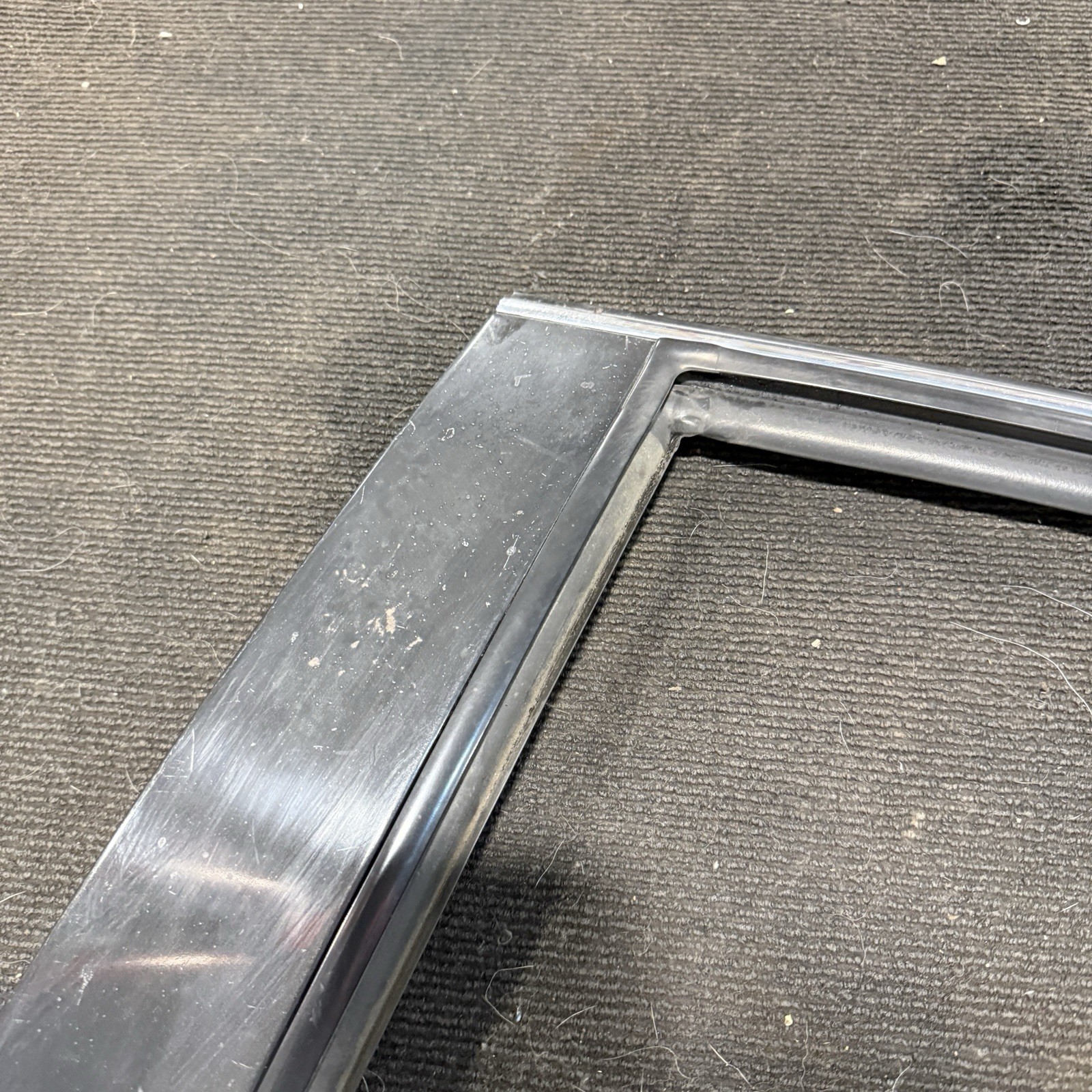 92-00 Lexus SC400 SC300 Right Door Exterior Window Trim Surround Frame