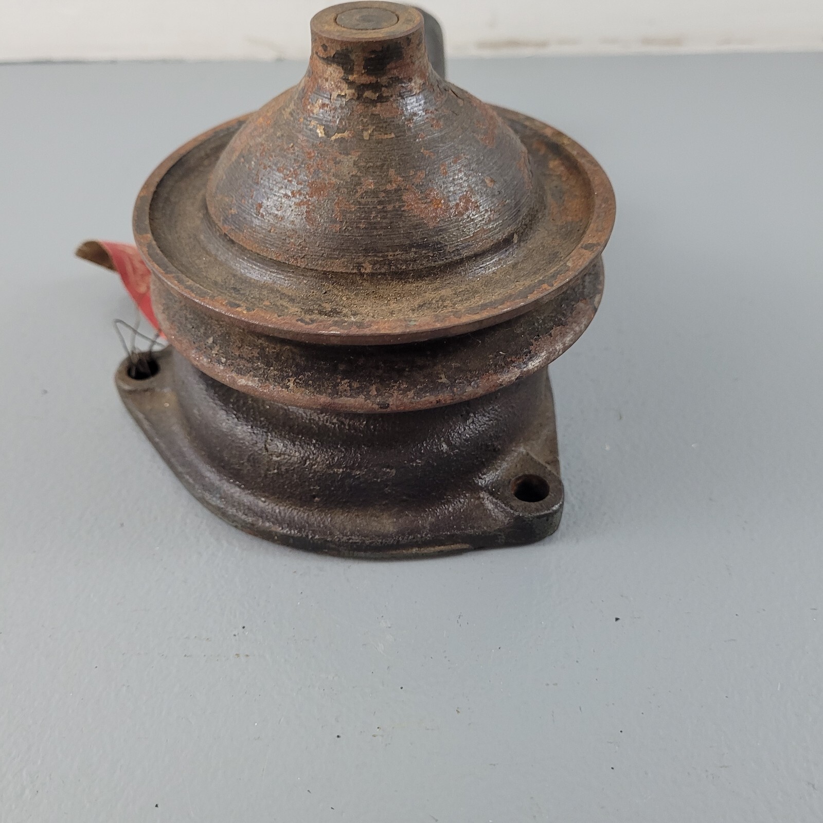 1941 Ford Super Deluxe 6 cyl Flathead Water Pump 1GA-8501 Fomoco