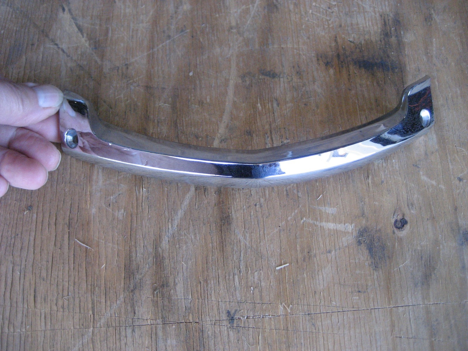 1949 CADILLAC LOWER LEFT FOG LIGHT BEZEL FRAME-ORIGINAL 1454735 LH