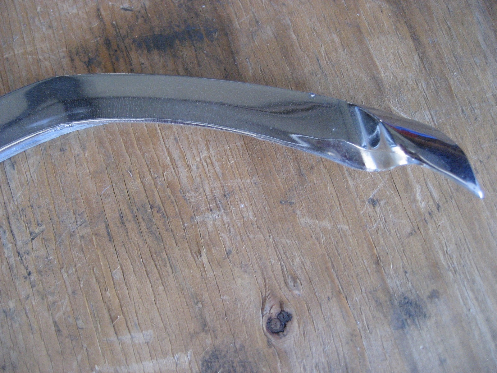 1949 CADILLAC LOWER LEFT FOG LIGHT BEZEL FRAME-ORIGINAL 1454735 LH