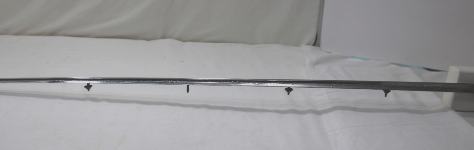 1967 BUICK SKYLARK FRONT CENTER HOOD SPEAR ORNAMENT