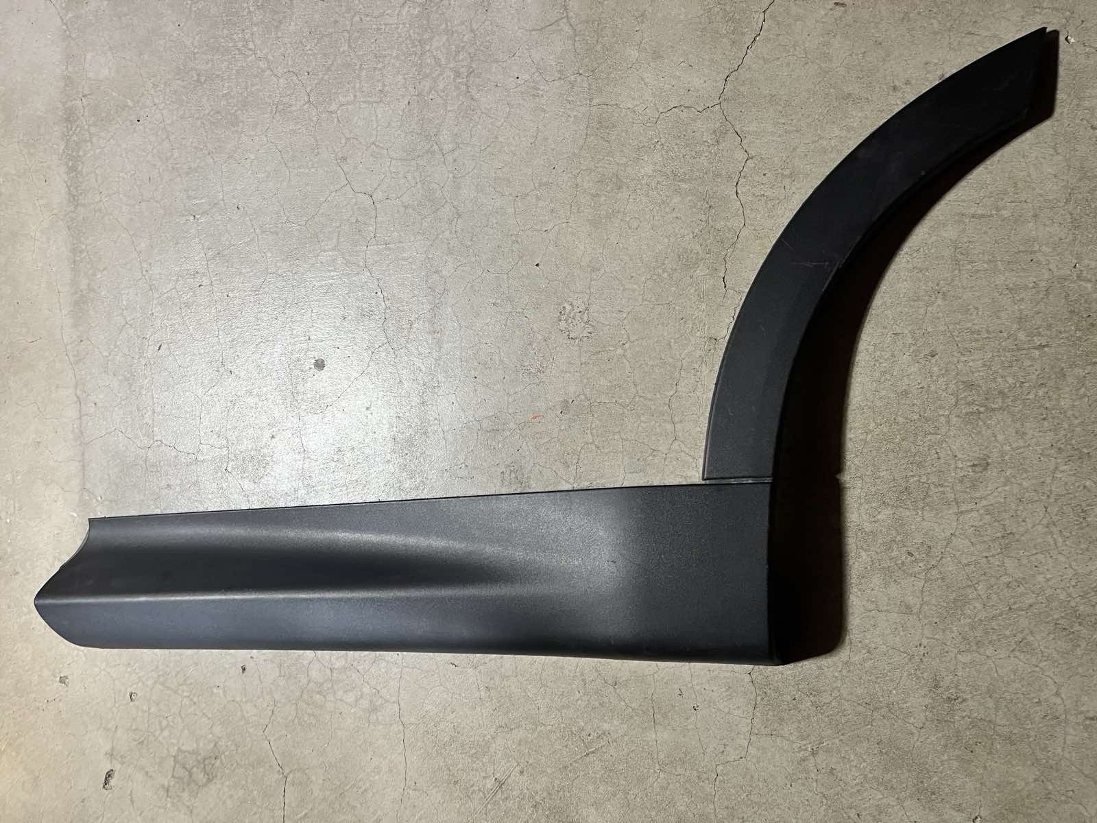 2023-2024 DODGE HORNET REAR LEFT SIDE PANEL SKIRT MOLDING TRIM OEM 156155477