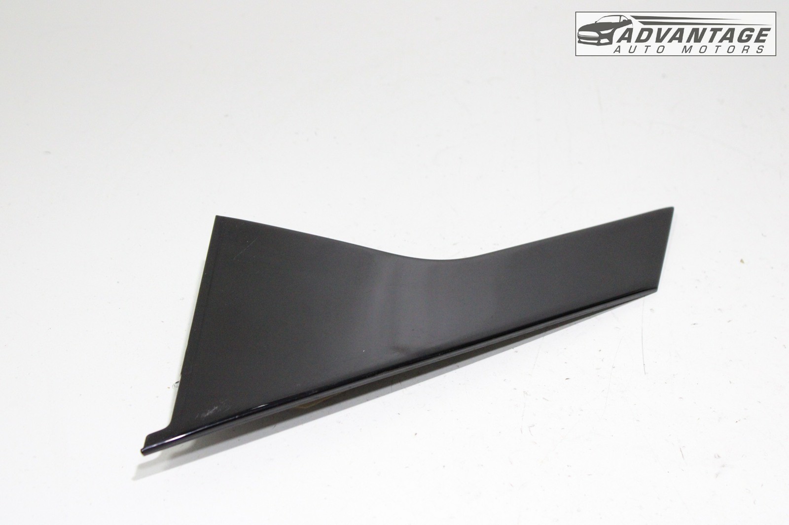 2021-25 HYUNDAI ELANTRA REAR LEFT SIDE DOOR WINDOW REARWARD APPLIQUE MOLDING OEM