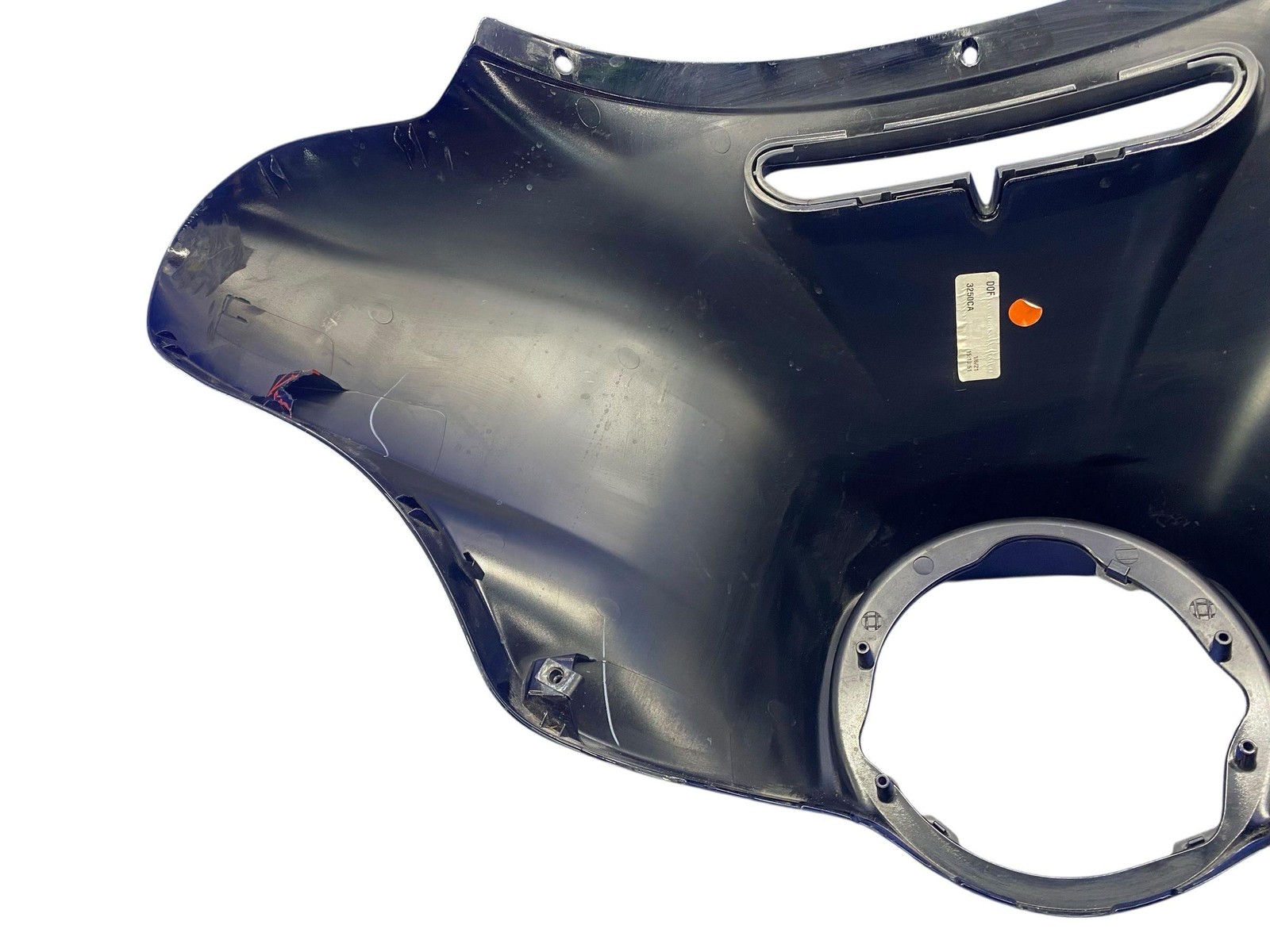 2017-2023 HARLEY DAVIDSON FLHX UPPER OUTER BAT WING COWL PANEL MOULDING *NOTE*