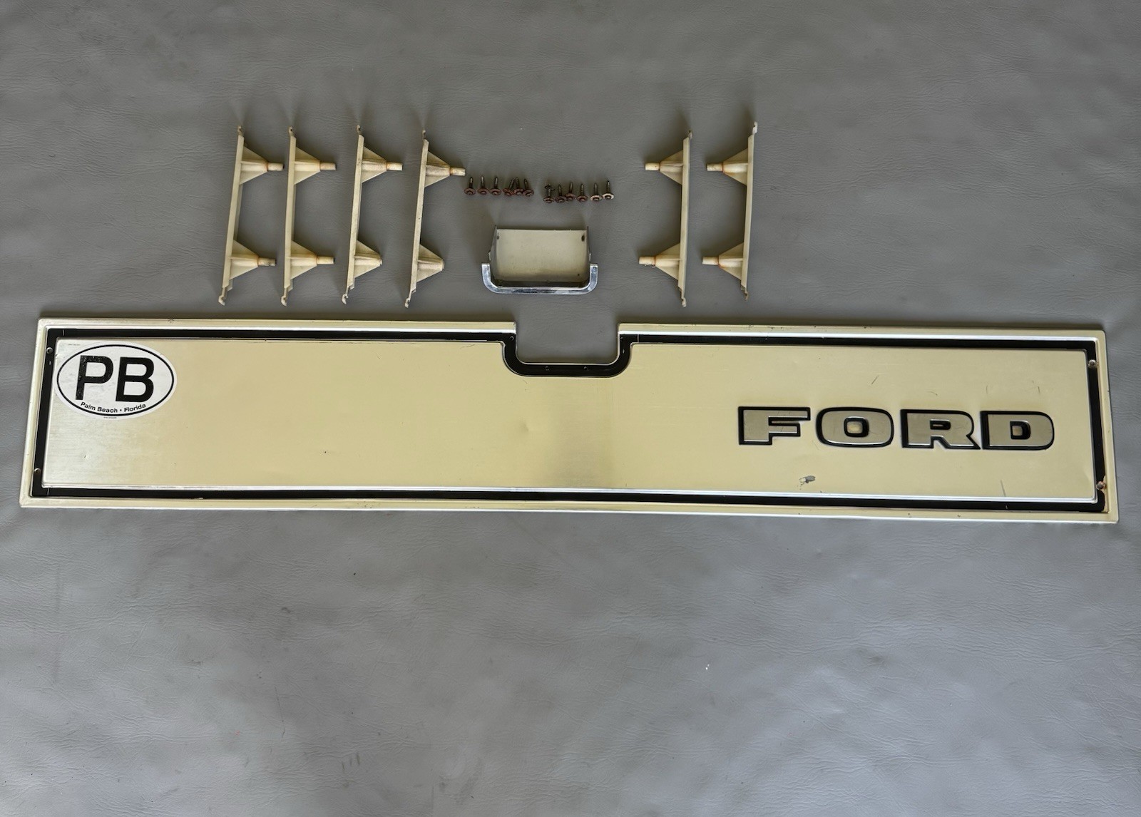 1983-1992 Ford Ranger Tailgate Trim Panel Aluminum FORD OEM Early Style
