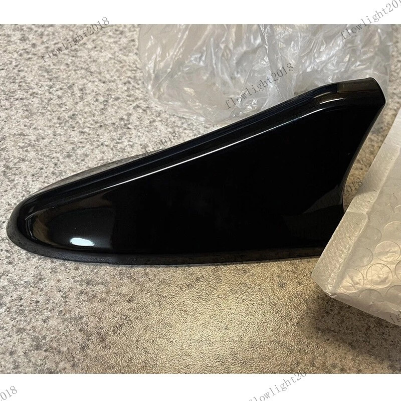 Fits 2015~17 Genesis Coupe & G80 Ebony Black FM/AM Shark Fin Roof Antenna Cover