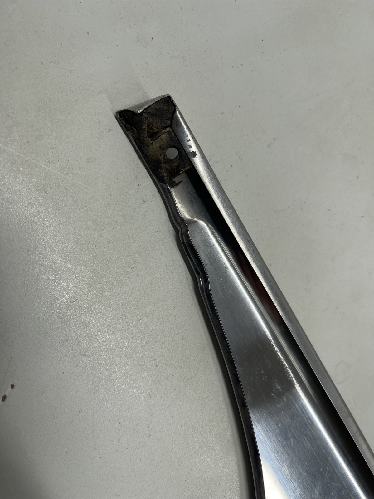 1959 60 El Camino LF Bed Corner Trim b3
