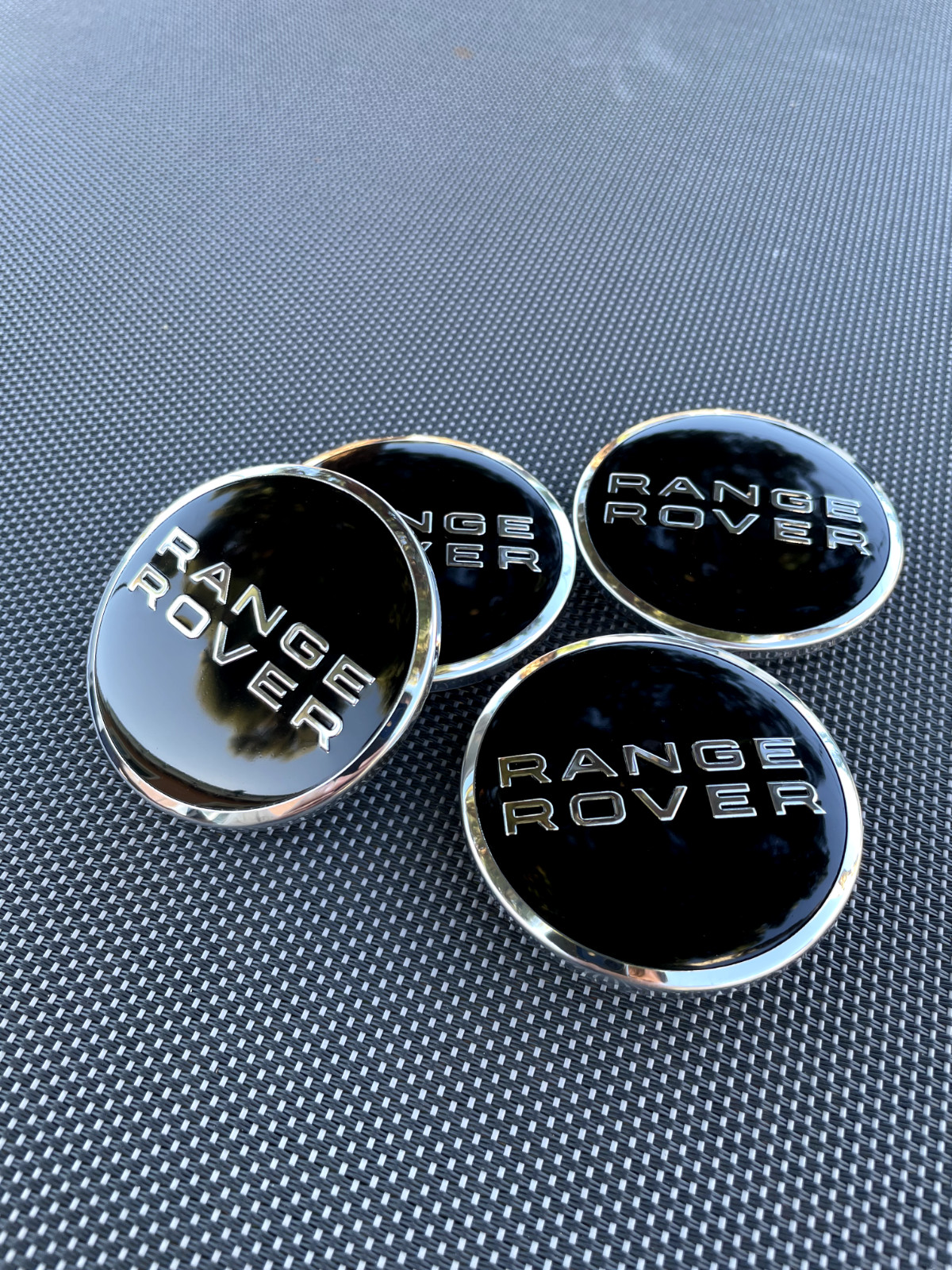 LAND/RANGE ROVER SET OF 4 BLACK 62 mm Wheel Hub Caps HSE LAND ROVER 2.44