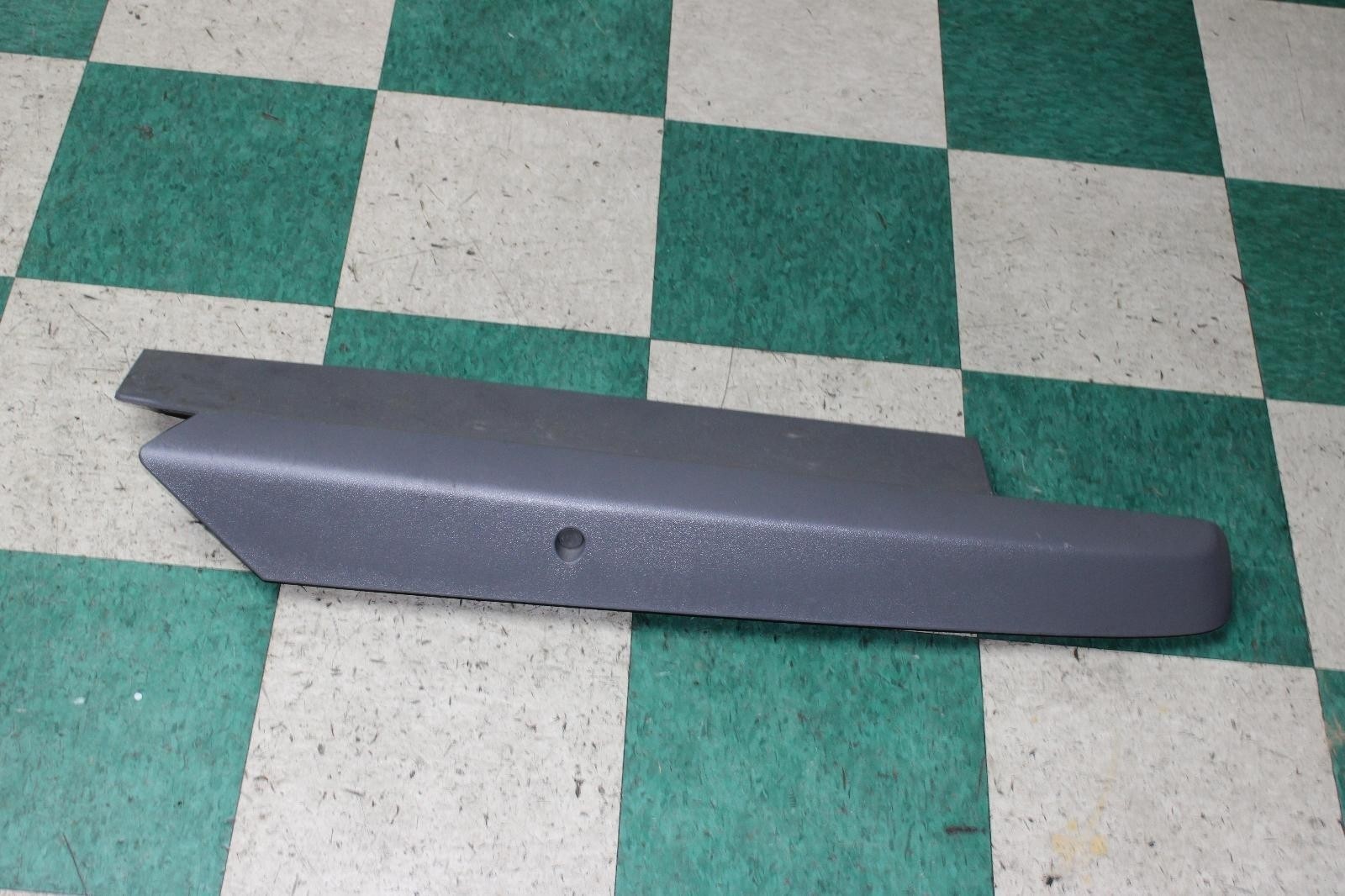 03-06 Avalanche 1500 Bed Toolbox Left LH Side Cover Lid Panel Unit Factory OEM