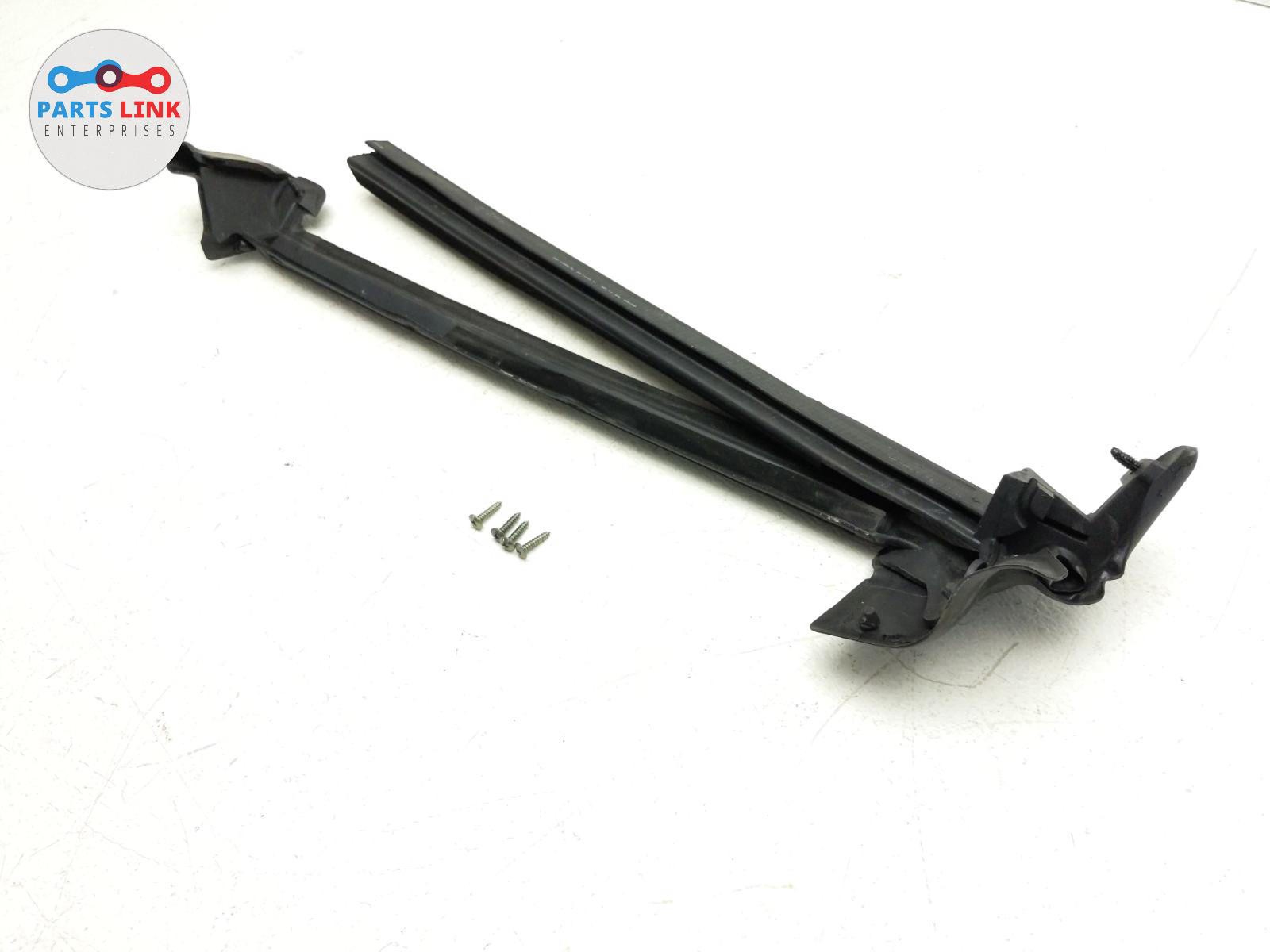 2008-2014 FERRARI CALIFORNIA F149 REAR LEFT QUARTER VENT GLASS SEAL GASKET MOUNT