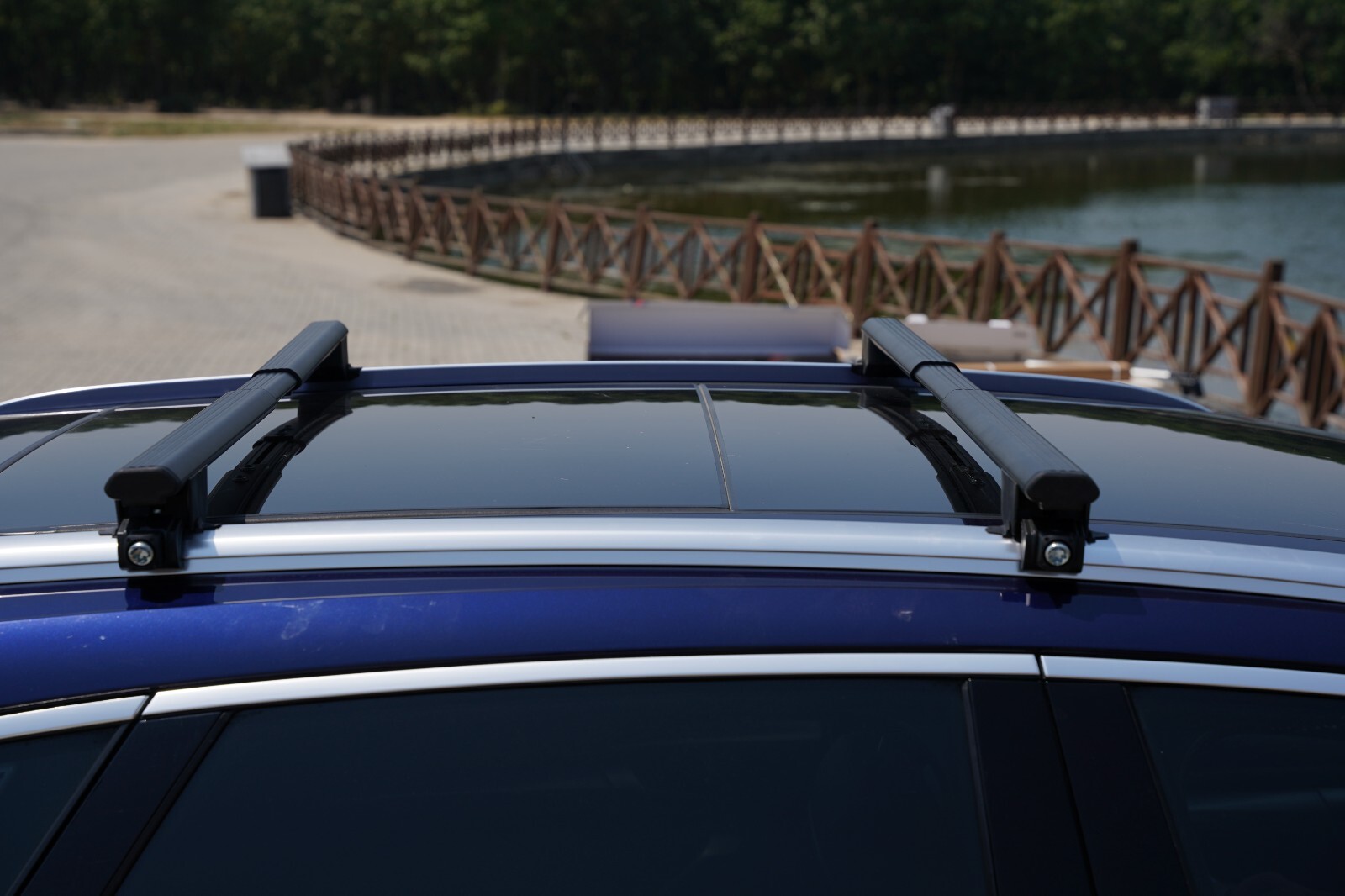 For VOLKSWAGEN Tiguan Telescopic Roof Racks Cross Bars Foor Box Carrier