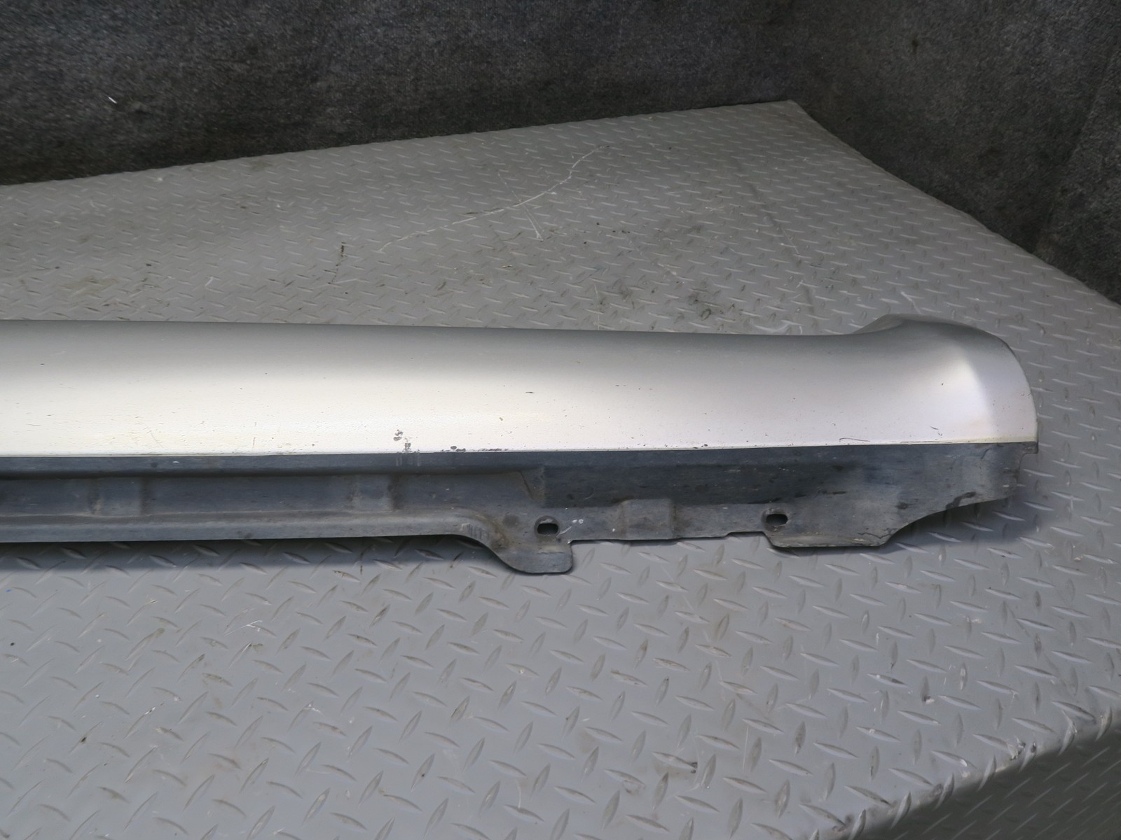 02-05 LEXUS Z40 SC430 SET OF 2 LEFT & RIGHT SIDE SKIRT ROCKER PANEL SILVER OEM