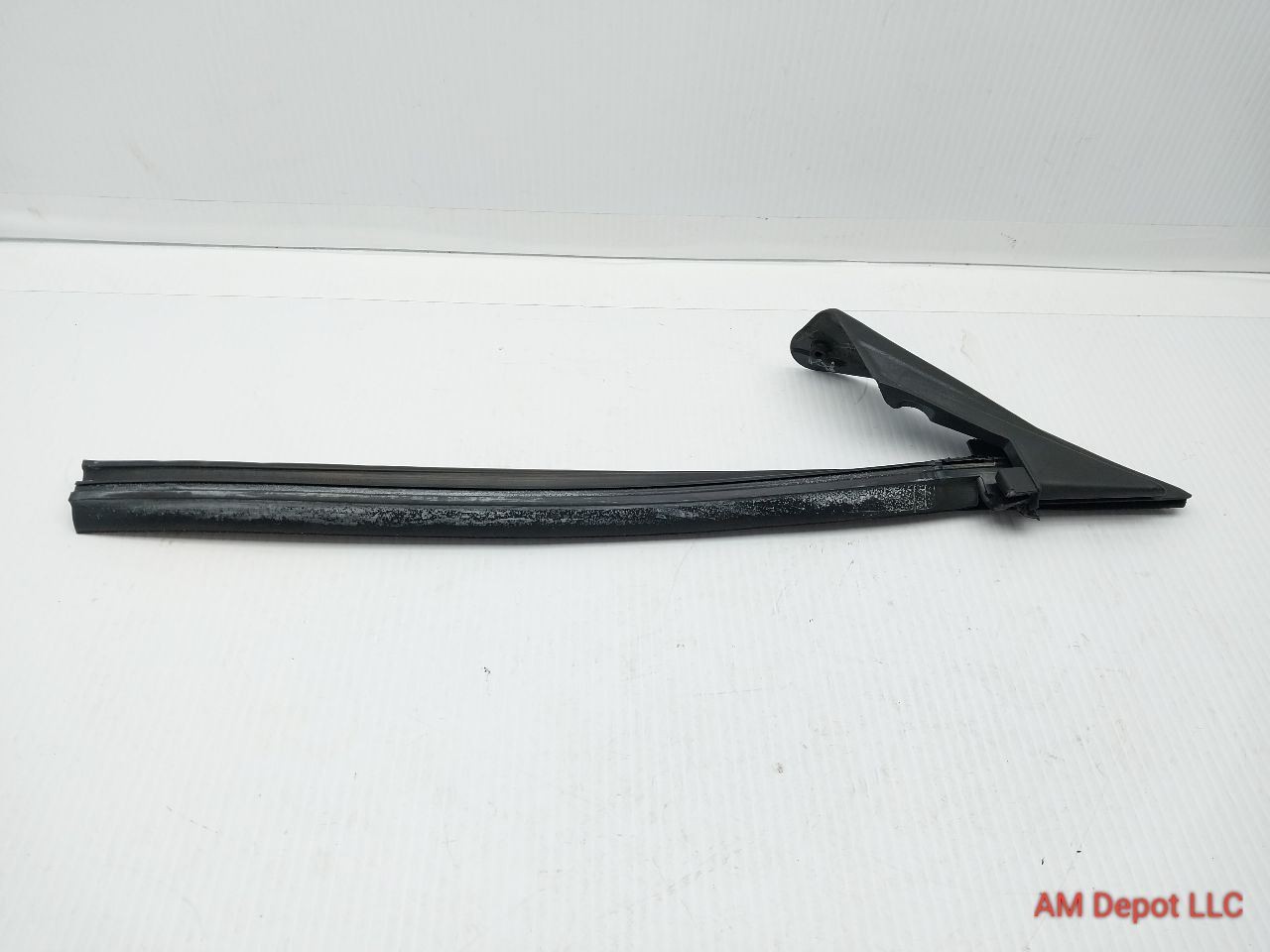 2014 Mini Cooper S F56 F55 F57 Right Door Corner Seal Window Channel Trim