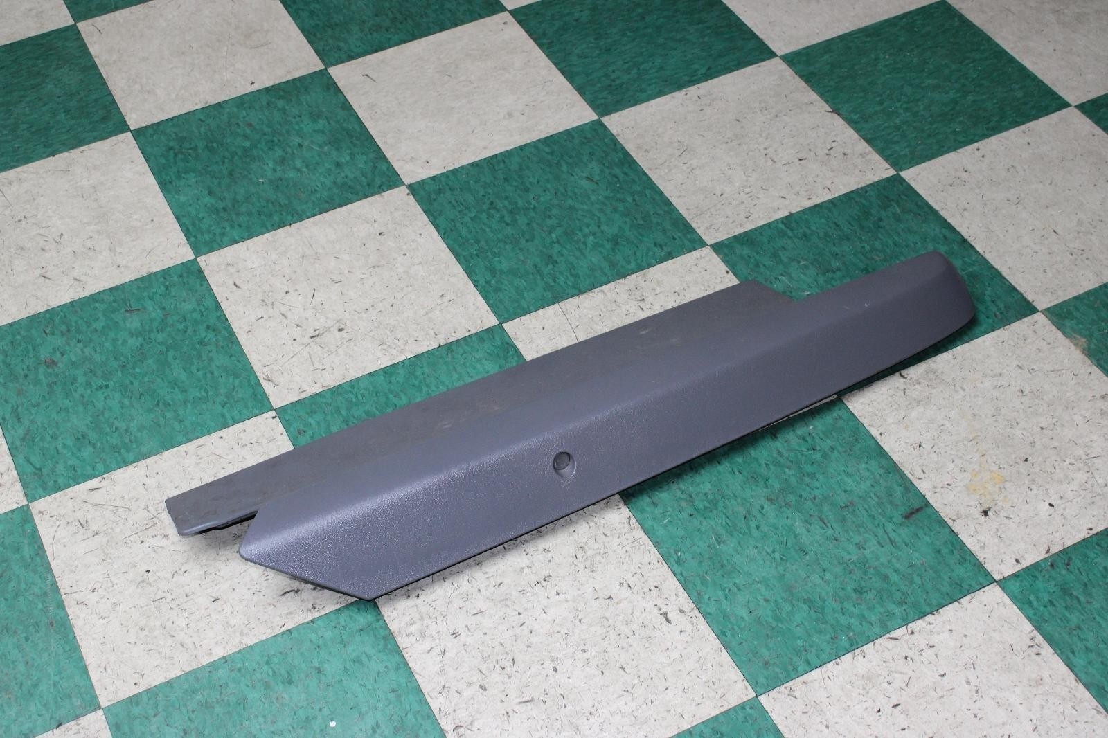 03-06 Avalanche 1500 Bed Toolbox Left LH Side Cover Lid Panel Unit Factory OEM
