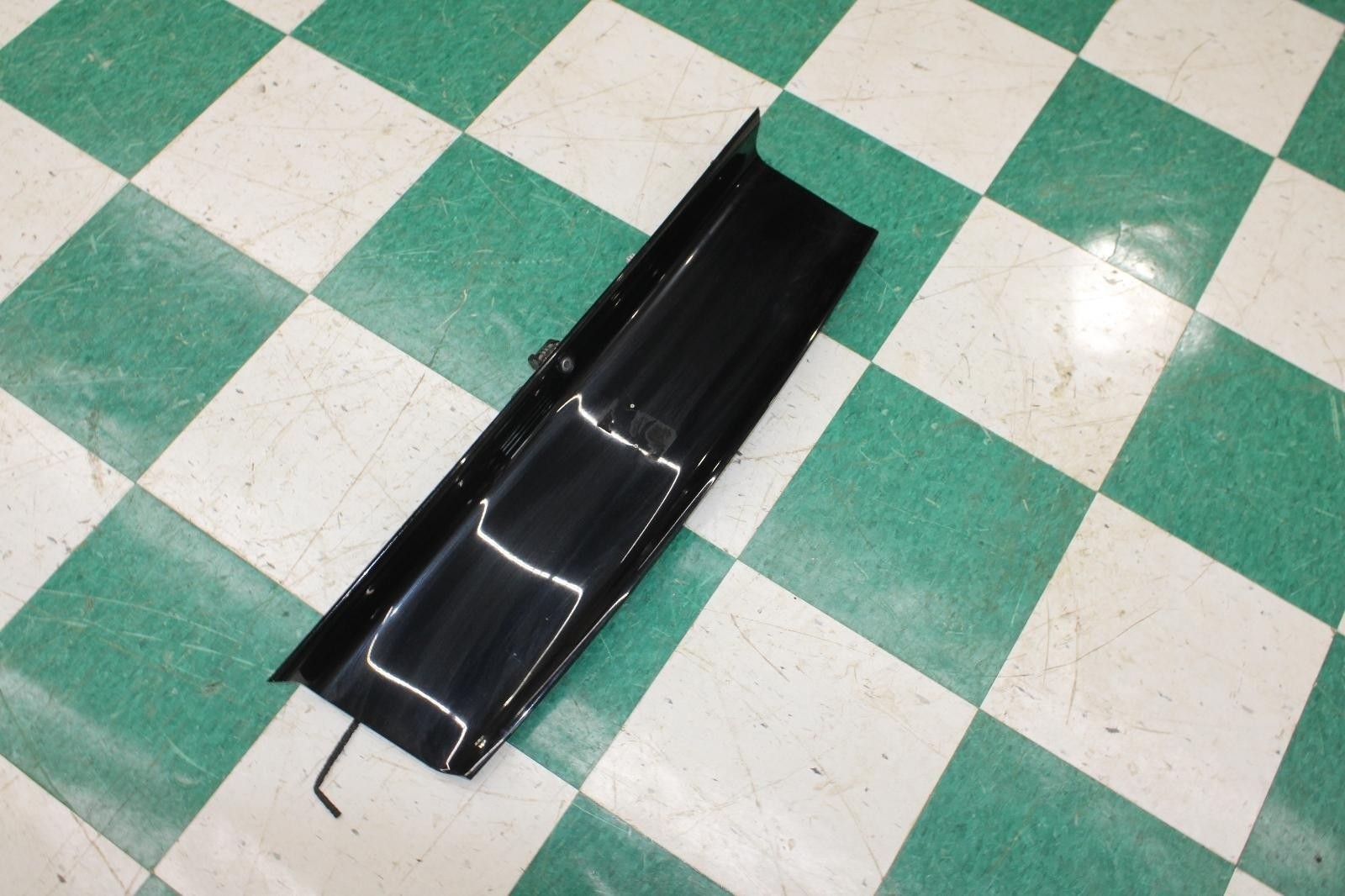 ⚠️SCUFFS⚠️ 15-23 Mustang Black Trunk Rear Decklid Finish Panel Unit Factory OE