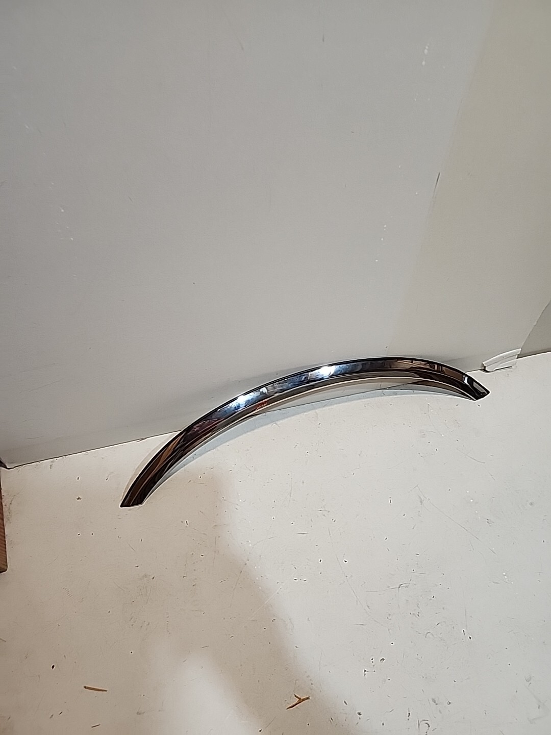 1992-1997 Mercury Grand Marquis Crown Vic A/M Right Rear Wheel open Molding NOS