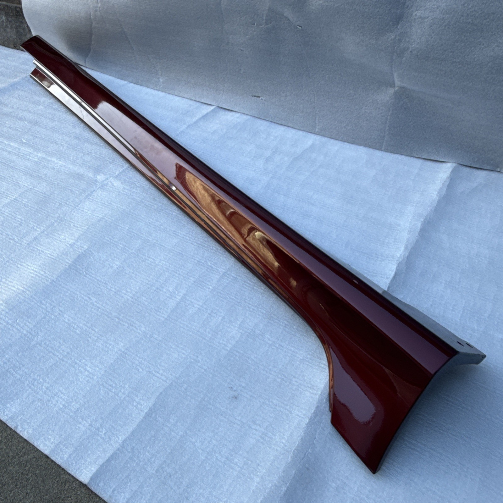 2015-2017 Chrysler 200 Left Rocker Panel Side Skirt Molding Red OEM 1VQ09NRVAG