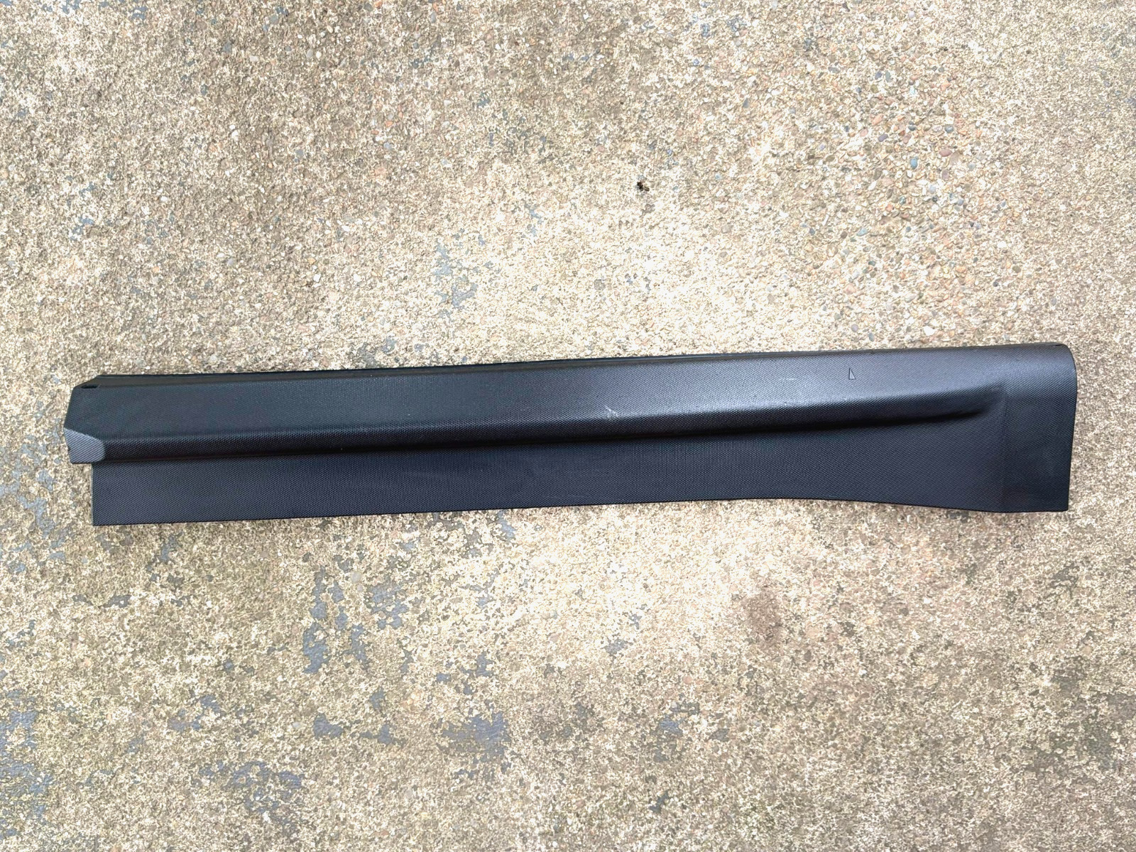Chevrolet OEM 10-17 Equinox RH Front Right Door Lower Molding Trim Outer