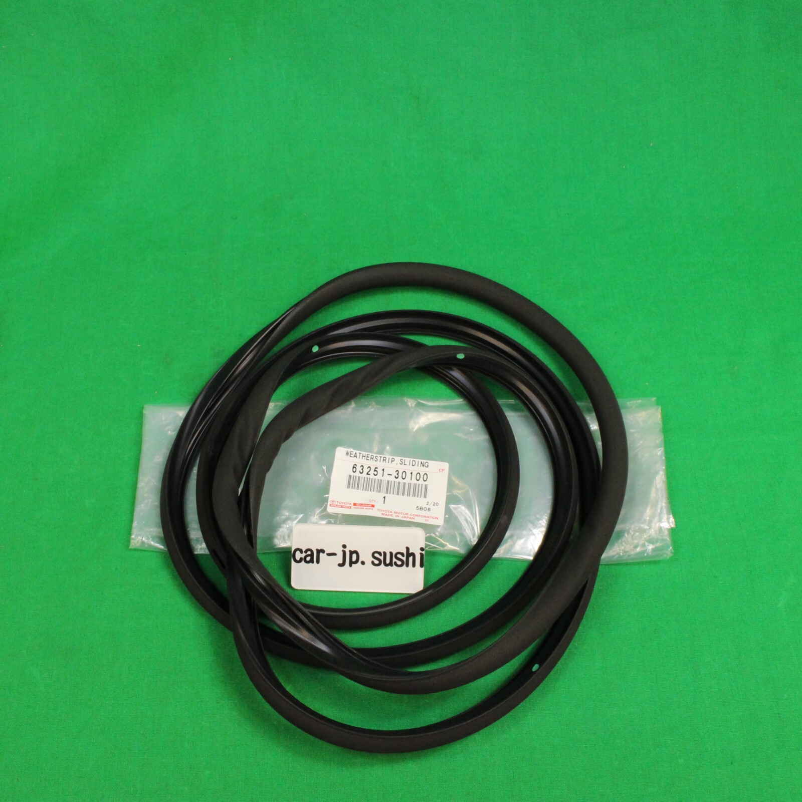 TOYOTA GENUINE CAMRY LEXUS GS350 ES350 SUNROOF WEATHERSTRIP Sliding 63251-30100