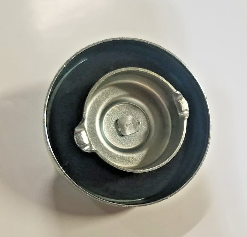 fits 66 67 68 69 70 Roadrunner GTX Satellite Coronet Superbird Gas Fuel cap NEW
