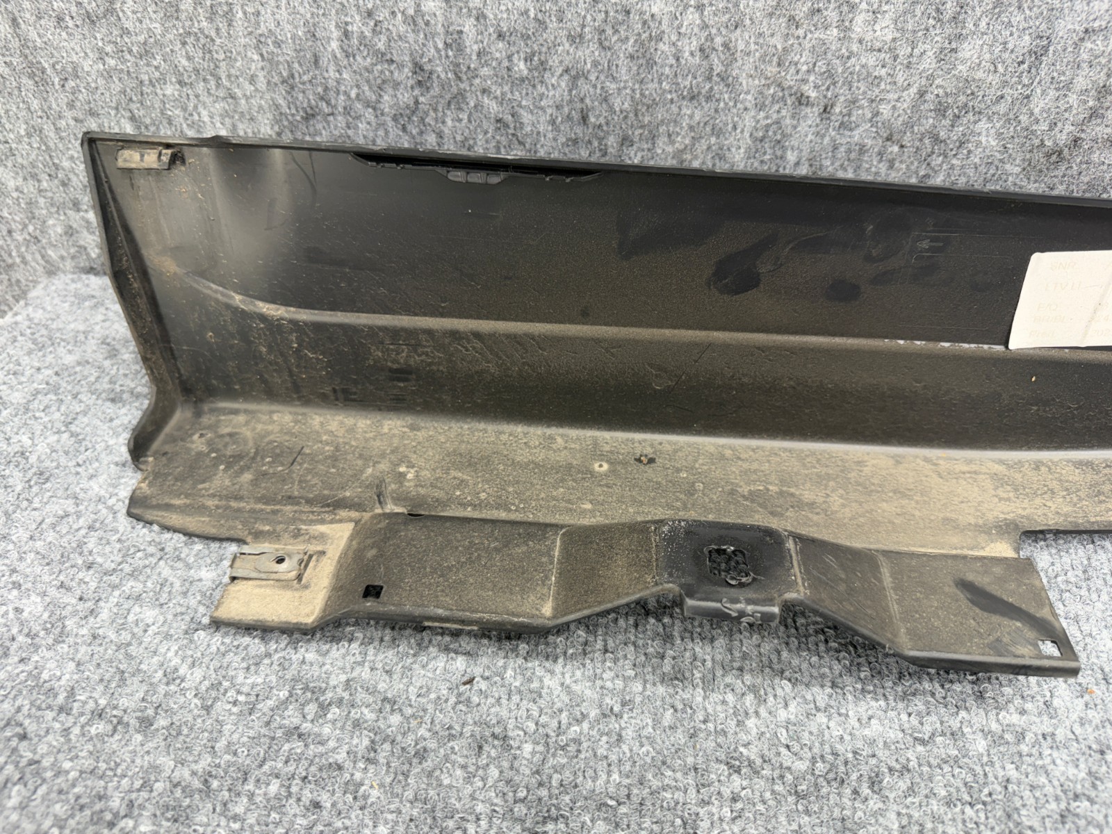Left Side Skirt Rocker Panel Molding Mercedes X243 EQB250 EQB350 GLB250 OEM