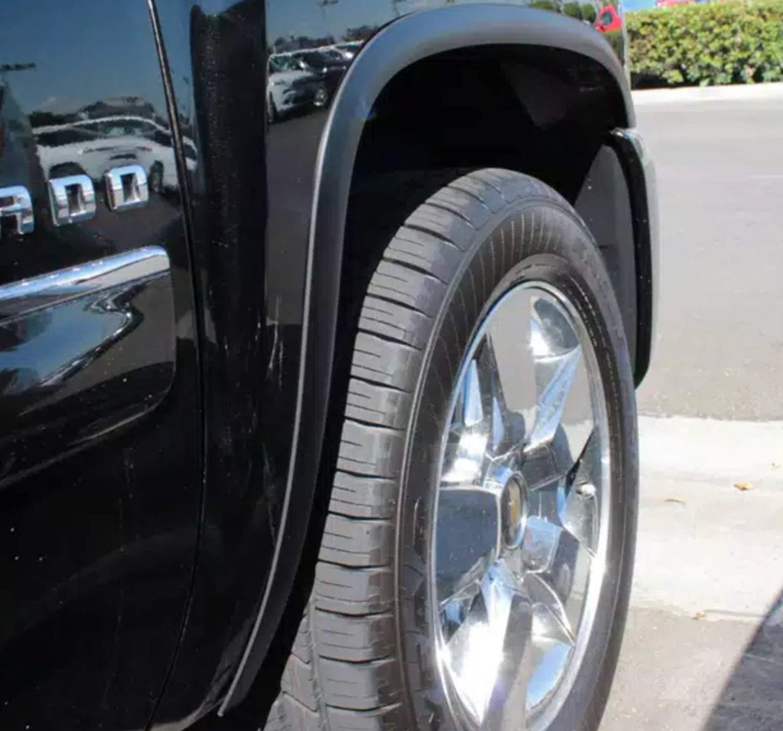 FENDER TRIM FOR 07-14 Chevy Suburban Avalanche Yukon XL Matte Black Flares