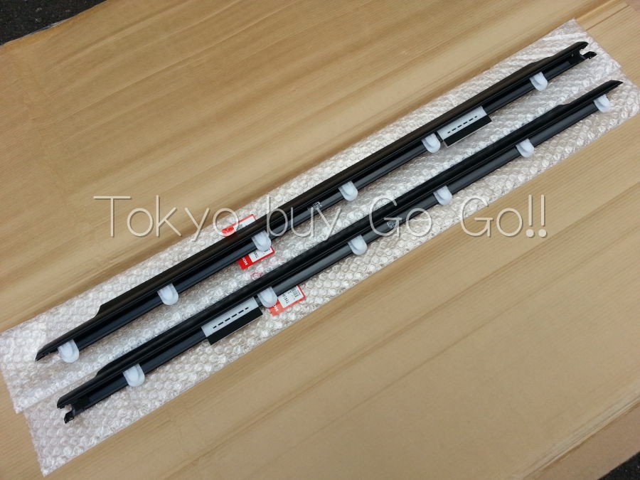 Honda S2000 Door Window Molding RH & LH Set NEW Genuine OEM Parts 2000-09