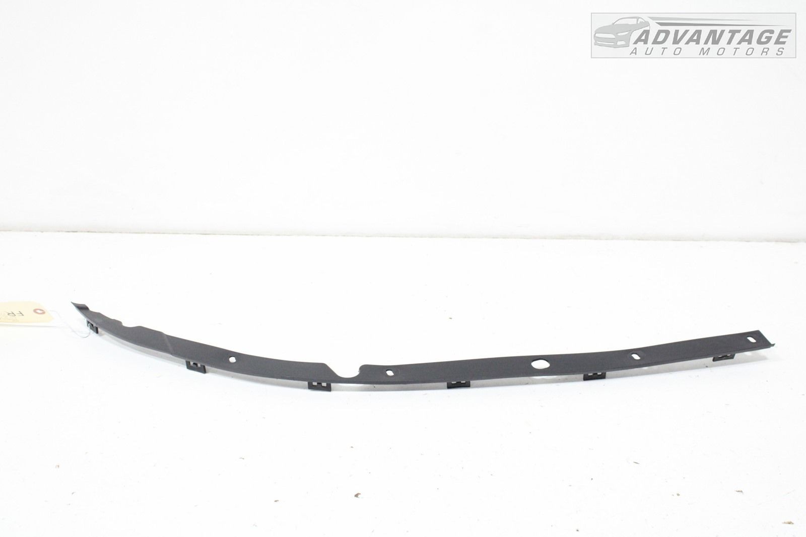 2016-2024 CHEVROLET MALIBU FRONT BUMPER RIGHT UPPER COVER TRIM MOLDING OEM