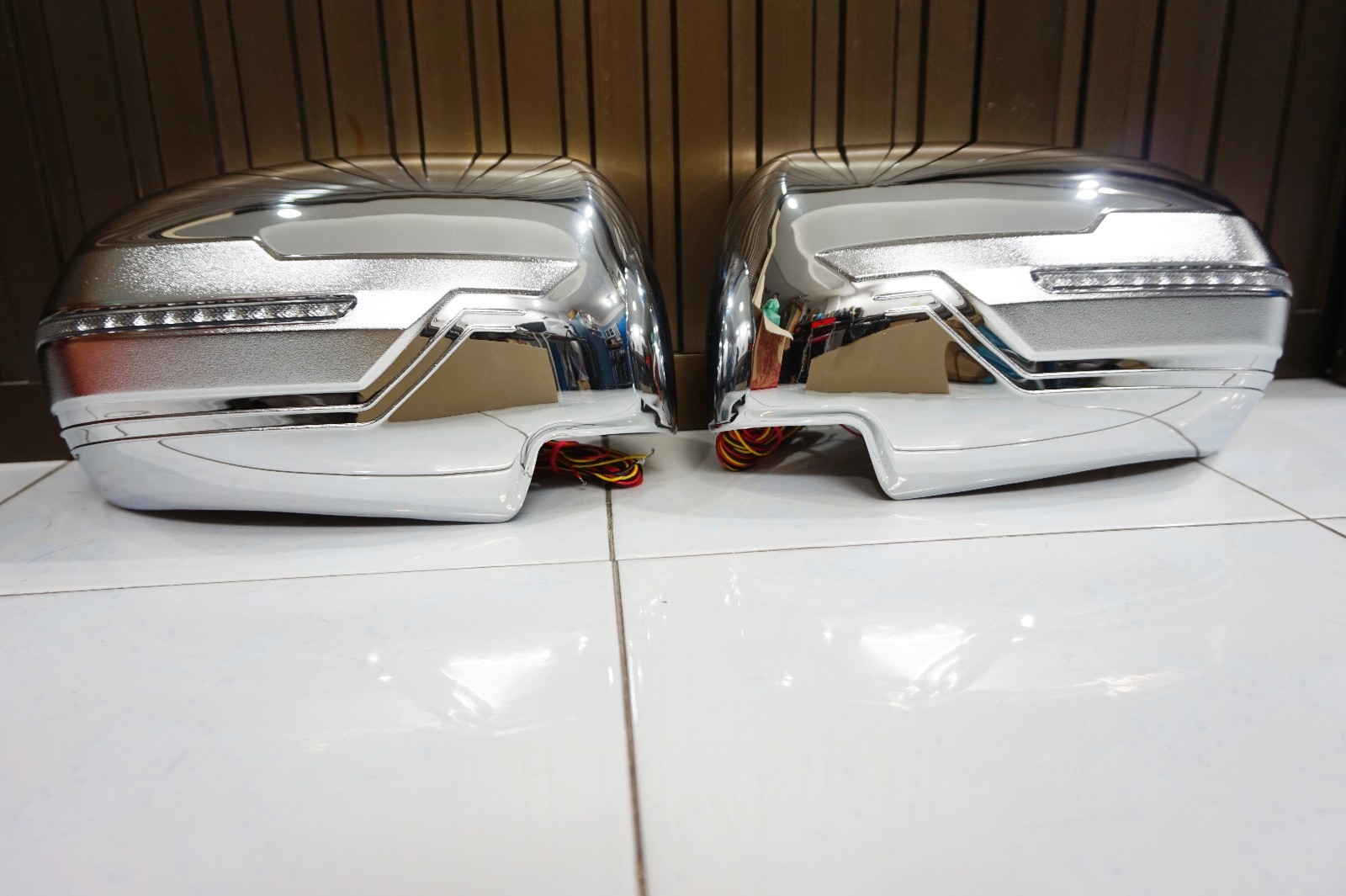 CHROME WING MIRROR COVER WITH BLUE/ORANGE LED FOR MITSUBISHI PAJERO SPORT 2015