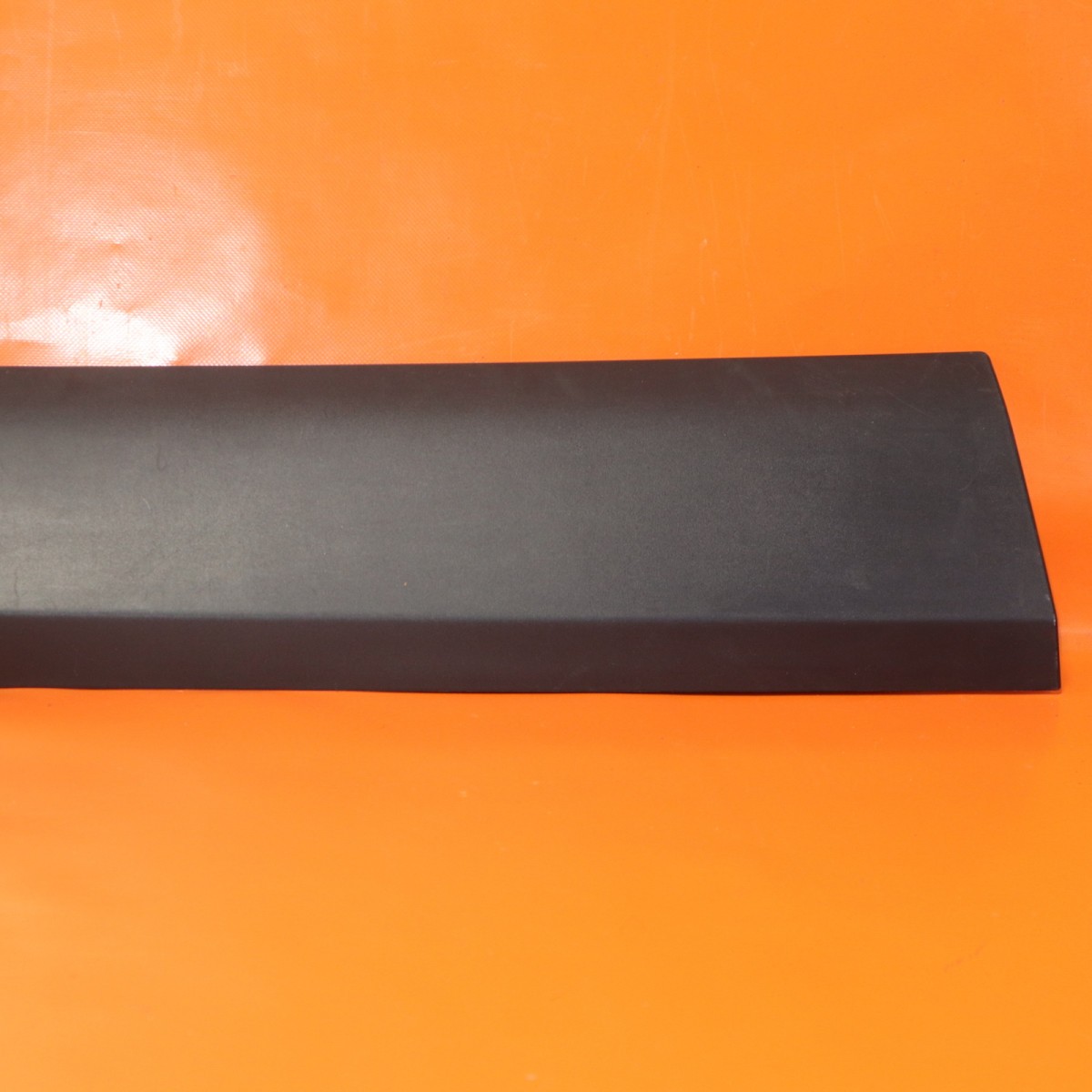 JEEP CHEROKEE DOOR MOLDING RIGHT LOWER FRONT 2014 2015 2016 2017 2018 64720A OEM