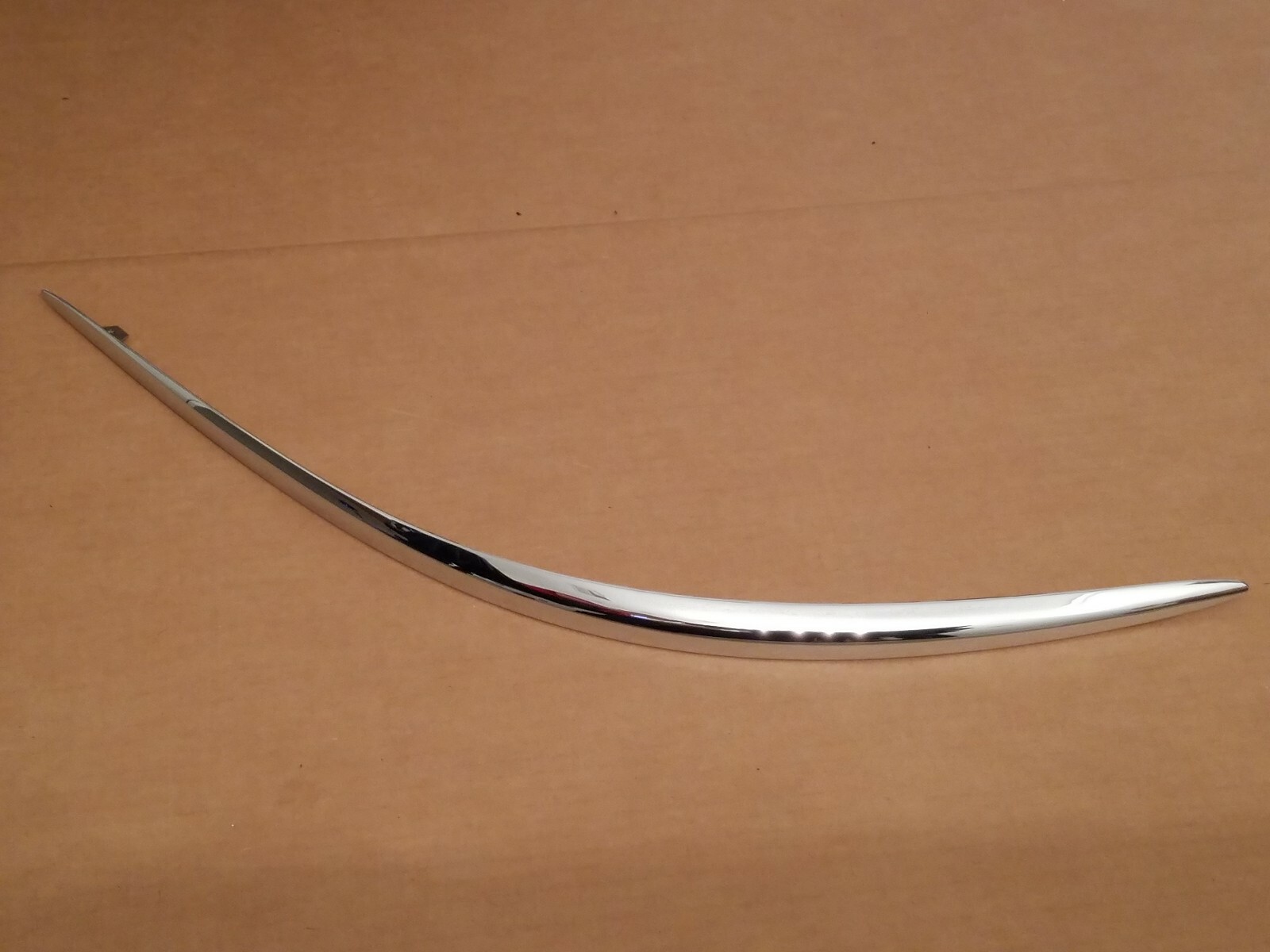fits 2005-2009 LACROSSE Front Bumper PASSENGER Chrome Molding Trim NEW Right RH