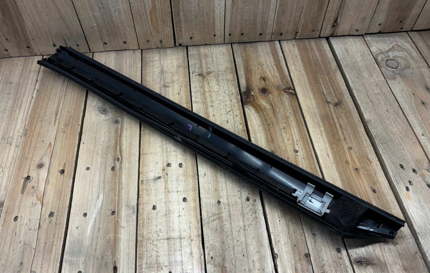 03-2011 HONDA ELEMENT DRIVER LEFT WINDSHIELD A PILLAR TRIM COVER OEM USED