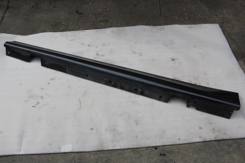 2007 2008 2009 2010 2011 BMW 328i 335i LEFT ROCKER PANEL MOLDING GRAY SEDAN