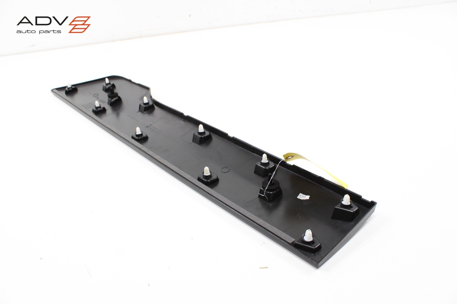 2019-2023 FORD TRANSIT CONNECT REAR RIGHT PASSENGER SLIDE DOOR LOWER MOLDING OEM
