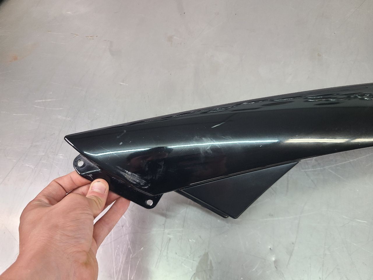 2003-06 Chevy SSR Drivers Side LH Exterior A-Pillar Moulding Trim, Black
